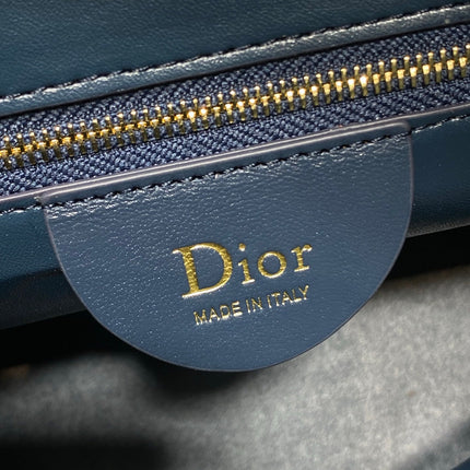 DIOR 26S BUCKET BAG 27 IN NAVY BLUE CALFSKIN GOLD HARDWARE