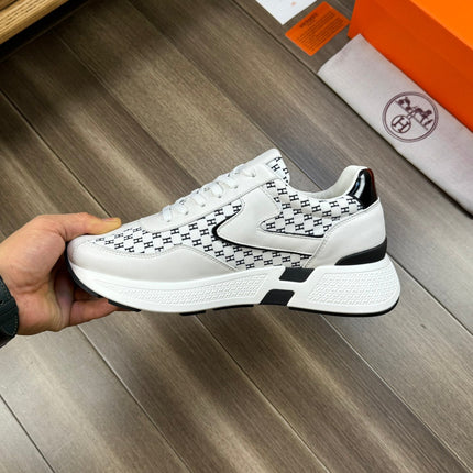 HM PRINTED SNEAKER WHITE TOTEM FABRIC
