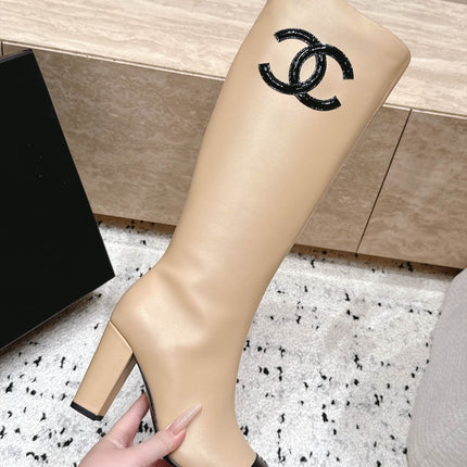 CHANEL 26S KNEE HIGH BOOTS 90 MM IN BEIGE CALFSKIN AND BLACK PATENT