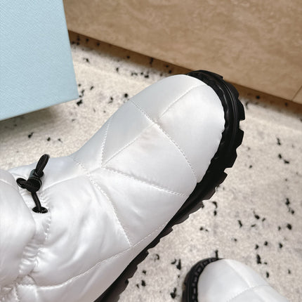 PRADA 26S DRAWCORD SNOW BOOTS 30MM IN WHITE WATERPROOF FABRIC