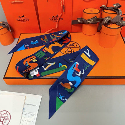 HERMES 26S TWILLY SCARF 86 IN SILK 496158