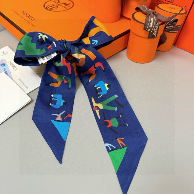 HERMES 26S TWILLY SCARF 86 IN SILK 496158
