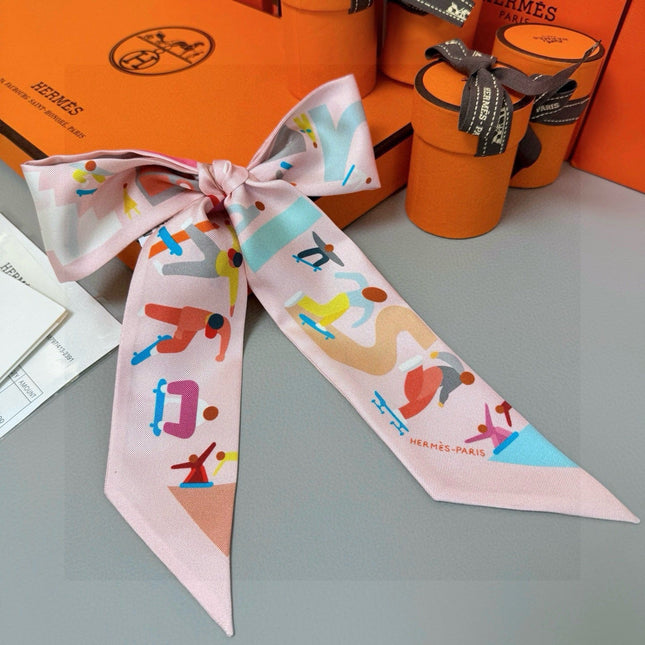 HERMES 26S TWILLY SCARF 86 IN SILK 496160