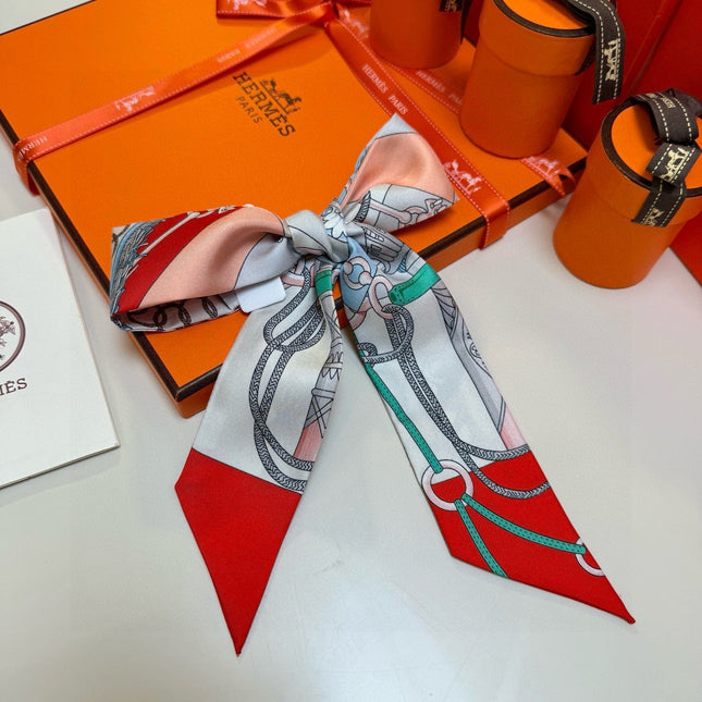 HERMES 26S TWILLY SCARF 86 IN SILK 496174