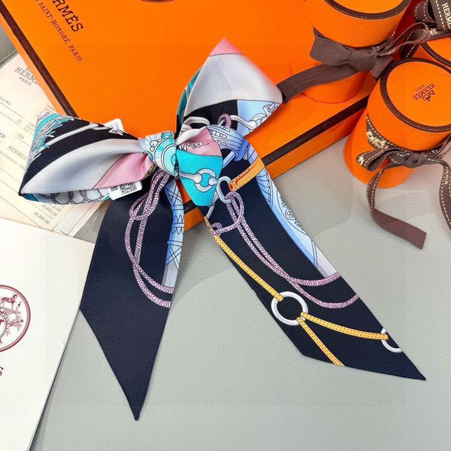 HERMES 26S TWILLY SCARF 86 IN SILK 496177