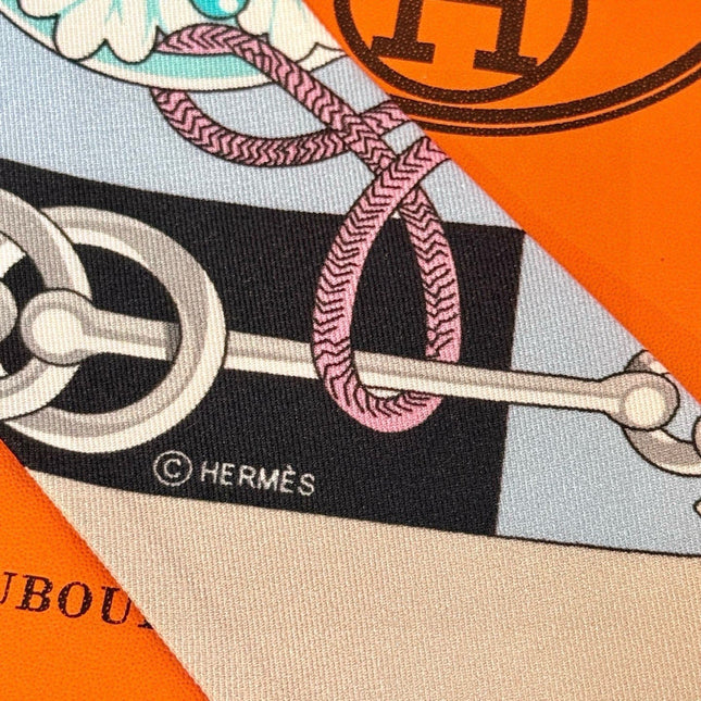 HERMES 26S TWILLY SCARF 86 IN SILK 496177