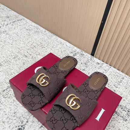 GUCCI 26S SLIDE SANDAL IN DARK BROWN CANVAS