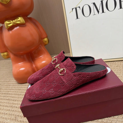 GUCCI 26S FLAT MULES IN DARK RED GG EMBOSSED SUEDE