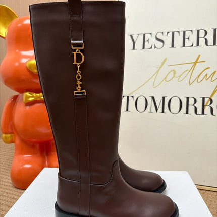 DIOR 26S CHARM KNEE HIGH BOOTS IN BURGUNDY RED CALFSKIN GOLD HARDWARE