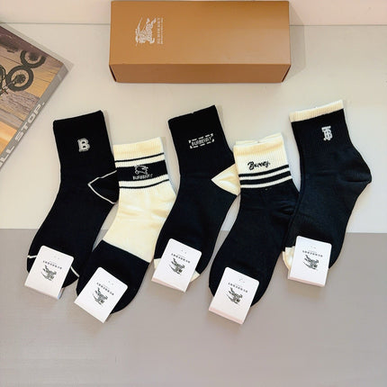 BURBERRY 26S ANKLE SOCKS 170981 (1 BOX)