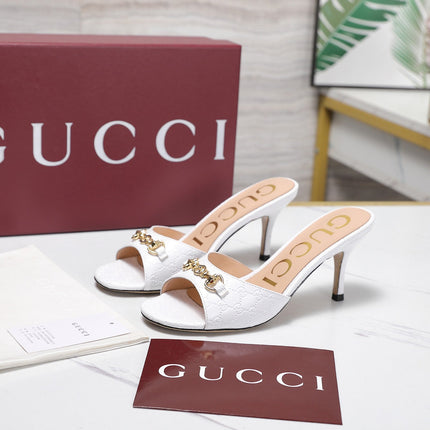 GUCCI 26S HORSEBIT SANDALS 75 MM IN WHITE GG EMBOSSED LEATHER