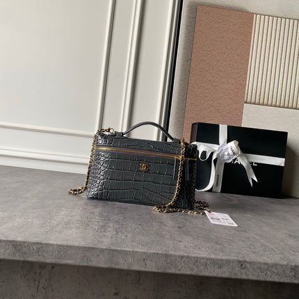 CHANEL 26S VANITY CASE 23 IN GREY SHINY CROCODILE-EMBOSSED CALFSKIN