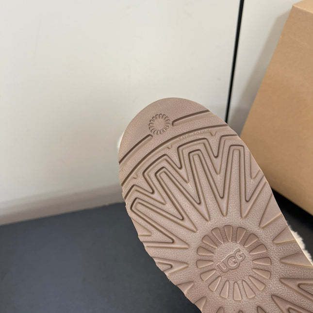CLASSIC MINI ALPINE IN CHESTNUT BROWN SUEDE
