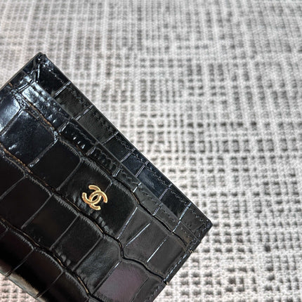 CHANEL 26S WALLET 12 IN BLACK CROCODILE-EMBOSSED CALFSKIN