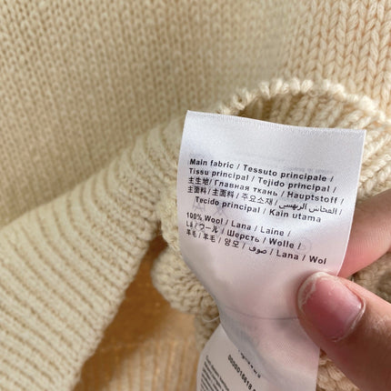 VALENTINO 26S SLEEVELESS KNIT TOP 218