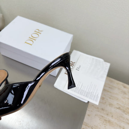 DIOR 26S KITTEN HEEL MULE SANDALS IN BLACK PATENT CALFSKIN WITH LOGO