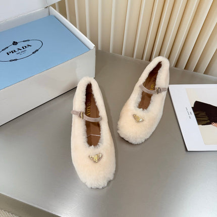 PRADA 26S MARY JANE BALLET IN CREAM WHITE SHEARLING