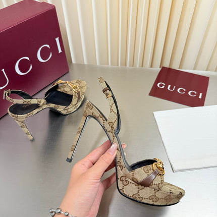 GUCCI 26S SLINGBACK PUMP 105 MM IN BEIGE GG CANVAS