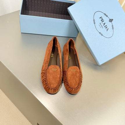 PRADA 26S CLASSIC LOAFERS IN COGNAC BROWN SUEDE