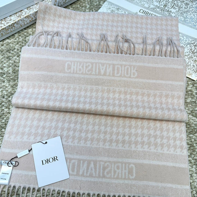 DIOR 26S SCARF 200 IN CASHMERE 513721