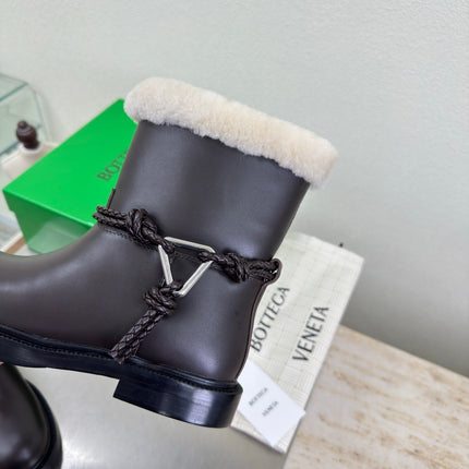 BOTTEGA VENETA 26S FUR-LINED BOOTS IN DARK BROWN CALFSKIN AND WHITE WOOL