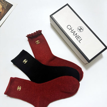 CHANEL 26S CREW SOCKS 407172 (1 BOX)