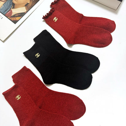 CHANEL 26S CREW SOCKS 407172 (1 BOX)