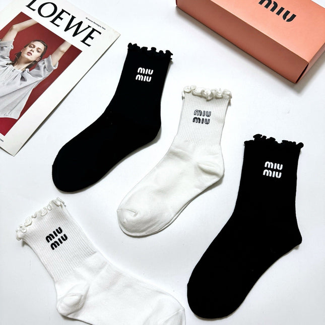 MIUMIU 26S ANKLE SOCKS 417710 (1 BOX)
