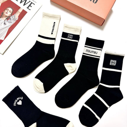 MIUMIU 26S CREW SOCKS 417712 (1 BOX)