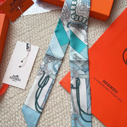 HERMES 26S SCARF 86 IN SILK 309645