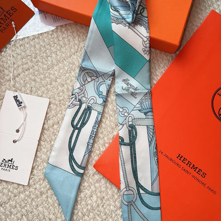 HERMES 26S SCARF 86 IN SILK 309645