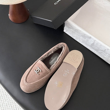 CHANEL 26S LOAFERS IN GREY SUEDE AND SHEARLING LINING