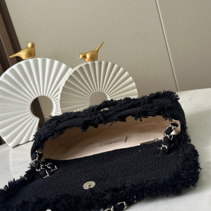 CHANEL 26S FLAP BAG 27 IN BLACK TWEED