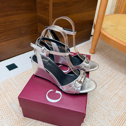 GUCCI 26S WEDGE SANDALS 80 MM IN SILVER CALFSKIN