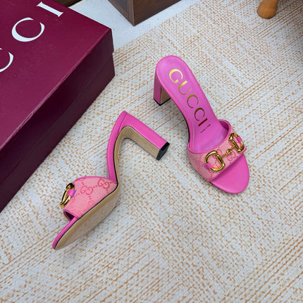 GUCCI 26S HORSEBIT HEEL SANDALS 85 MM IN PINK GG CANVAS