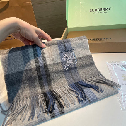 BURBERRY 26S SCARF 200 IN CASHMERE 510919