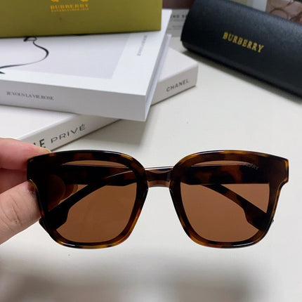 BURBERRY 26S SQUARE FRAME IN ACETATE 408176