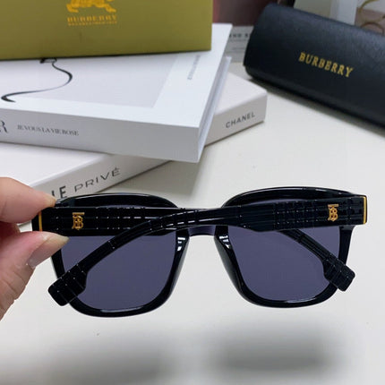 BURBERRY 26S SQUARE FRAME IN ACETATE 408177