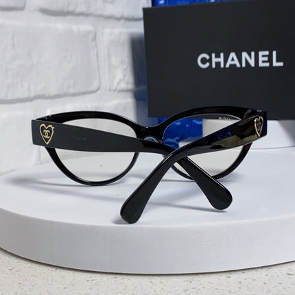 CHANEL 26S BUTTERFLY SHAPE IN ACETATE 417192