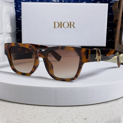 DIOR 26S SQUARE FRAME IN ACETATE 420495