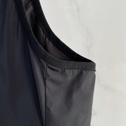 PRADA 26S SLEEVELESS HOODED JACKET 786