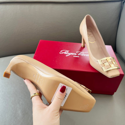 TROMPETTE BALLERINAS PUMPS IN NUDE SHINY CALFSKIN GOLD BUCKLE