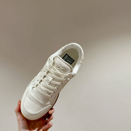 GUCCI 26S SNEAKERS IN WHITE CALFSKIN WITH LOGO