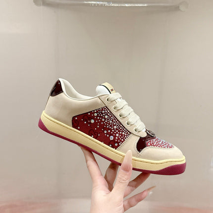 GUCCI 26S SCREENER SNEAKER IN BEIGE SUEDE MIX DARK RED CANVAS