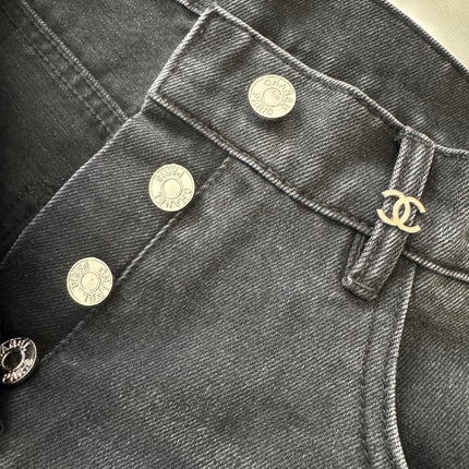 CHANEL 26S STRAIGHT-LEG JEANS 1392