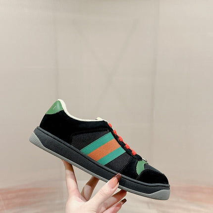 GUCCI 26S SCREENER SNEAKER IN BLACK SUEDE AND GREEN LEATHER