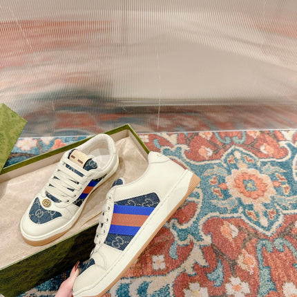 GUCCI 26S SCREENER SNEAKER IN WHITE LEATHER AND BLUE DENIM