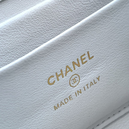 CHANEL 25S KELLY BAG 18 IN WHITE CAVIAR LEATHER WITH GOLD HARDWARE