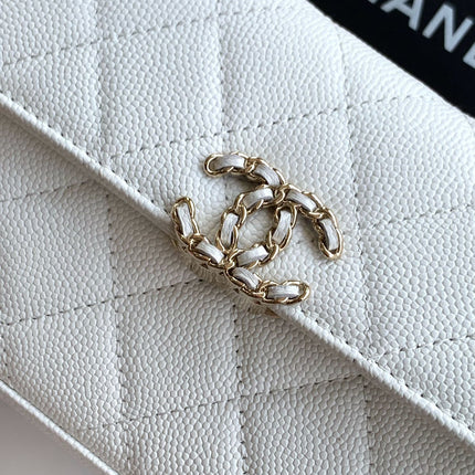 CHANEL 25S KELLY BAG 18 IN WHITE CAVIAR LEATHER WITH GOLD HARDWARE