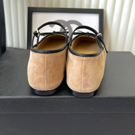 CHANEL 26S SQUARE TOE MARY JANE BALLET FLATS IN BEIGE SUEDE AND BEIGE PATENT CALFSKIN